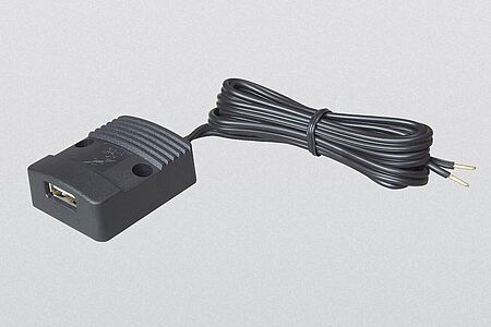 Flache Power-USB-Steckdosen: PRO CAR Auto- und Bootszubehör