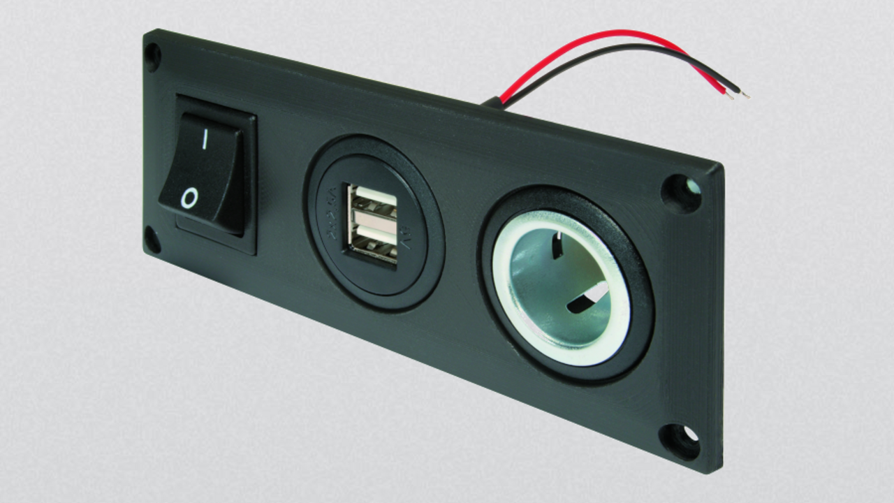 Einbausteckdose mit 1 USB-A Doppelsteckdose, schaltbar und 1  Powersteckdose: PRO CAR Auto- und Bootszubehör